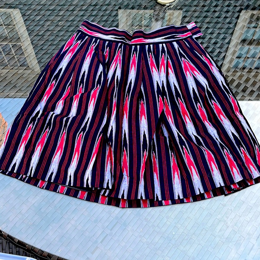 Adorable lined skirt by Dolce Vita. XS.